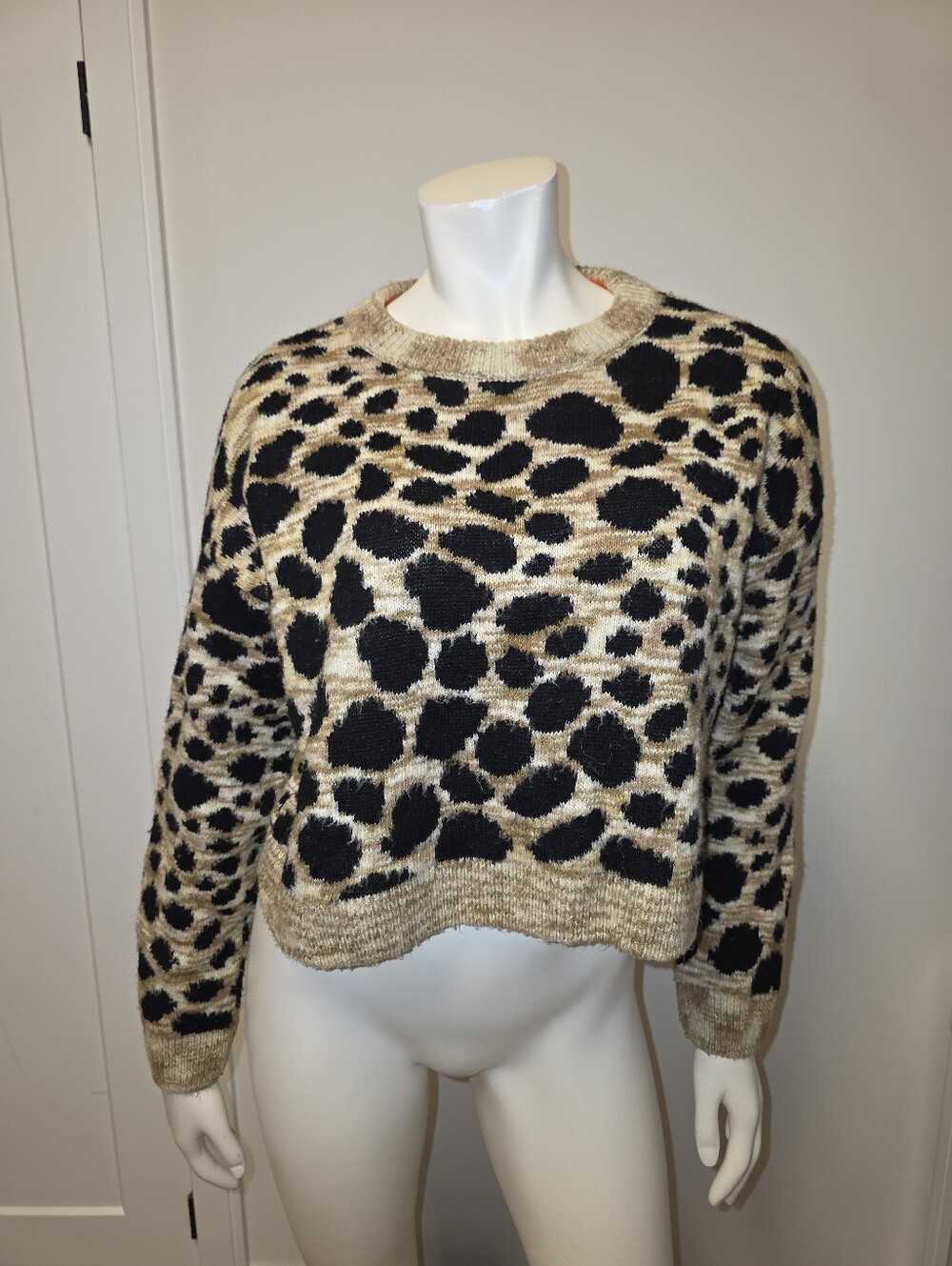 Topshop Animal Print Cropped Crewneck Sweater US 4